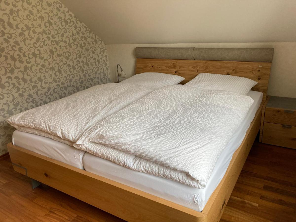 Ferienwohnung Rosengarten Ерінґен Екстер'єр фото